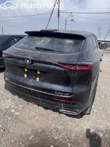 Changan UNI-Z 1.5 AMT