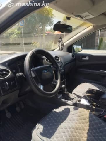 Ford Focus II 1.6 MT