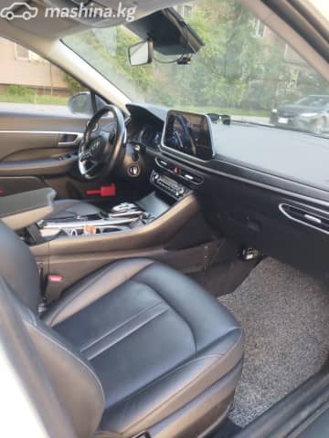 Hyundai Sonata VIII (DN8) 2.0 AT