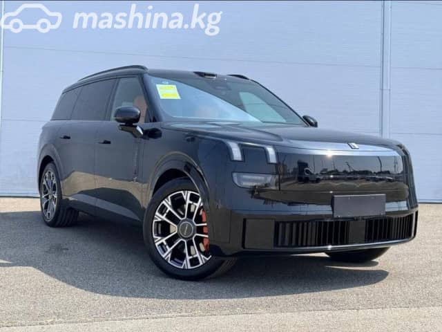 Lynk & Co 900 2.0hyb AT 4WD