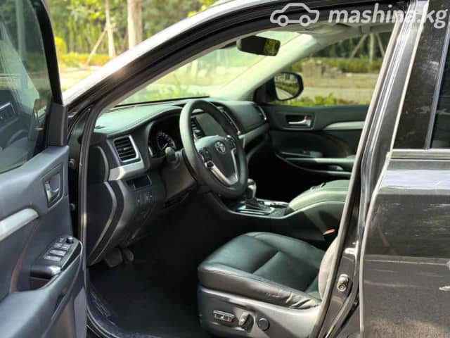 Toyota Highlander III (U50) Рестайлинг 2.0 AT 4WD