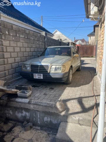 Mercedes-Benz W124 250 2.5d MT