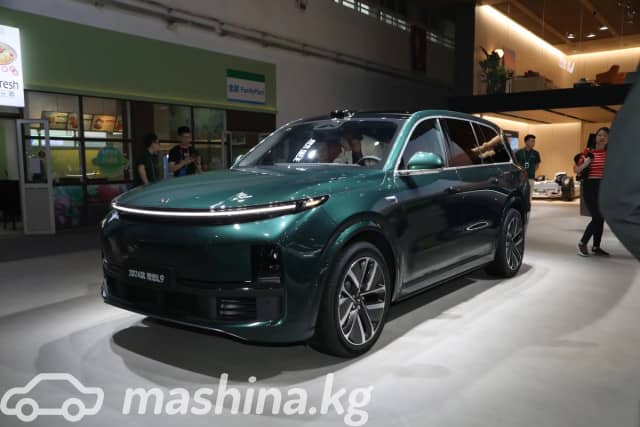 LiXiang L9 Рестайлинг 1.5hyb AT 4WD