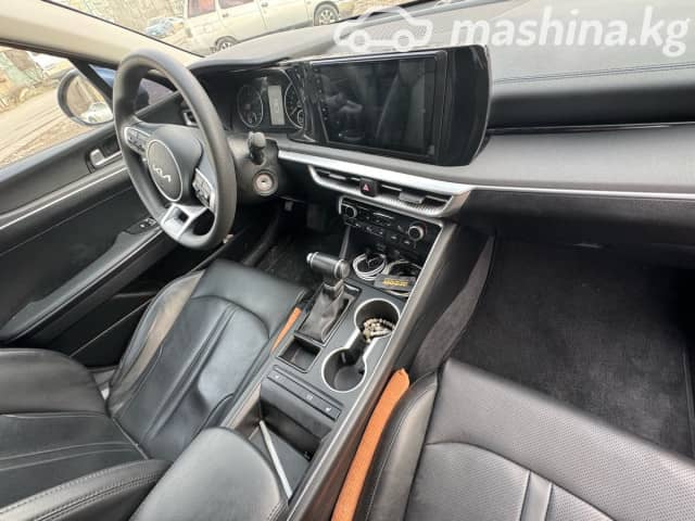 Kia K5 III LPi 2.0 AT