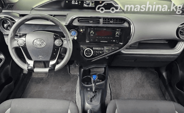 Toyota Prius c I Рестайлинг 1.5hyb AT