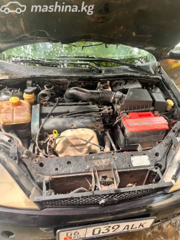 Ford Focus I Рестайлинг 1.8 MT