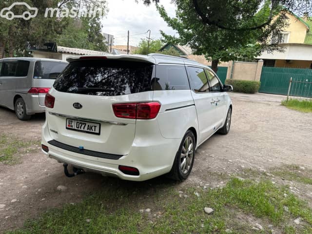 Kia Carnival III 2.2d AT