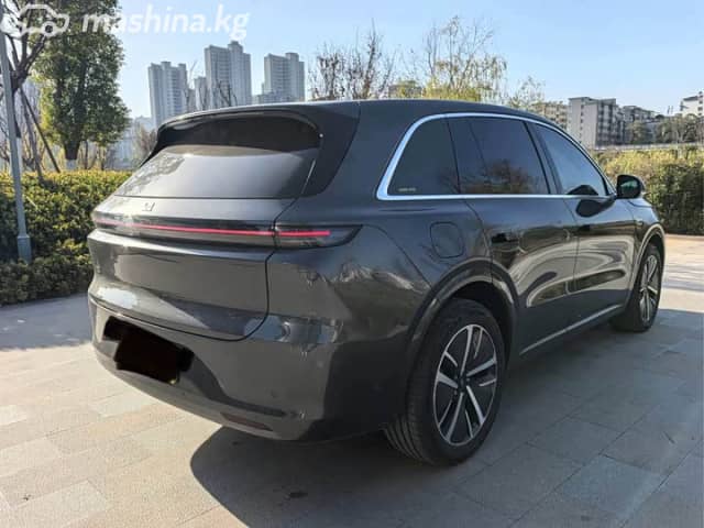 LiXiang L6 1.5hyb AT 4WD