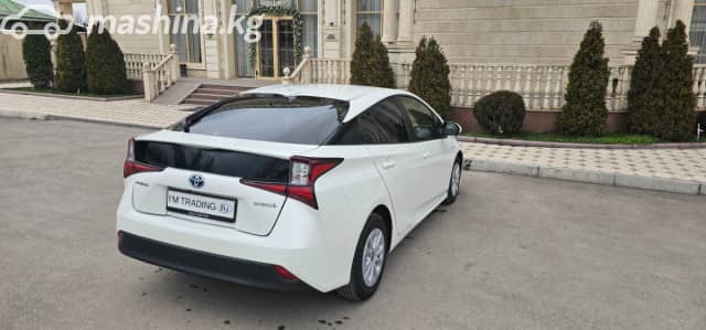 Toyota Prius IV Рестайлинг (XW50) 1.8hyb AT
