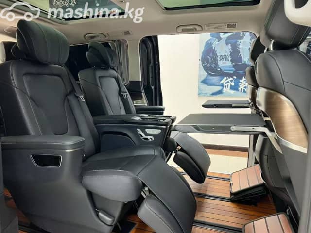 Mercedes-Benz V-Класс III (W447) Рестайлинг 260 длинный 2.0 AT
