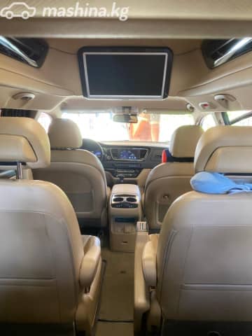 Kia Carnival III 2.2d AT