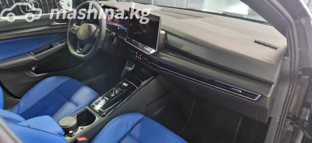Volkswagen Golf R VIII Рестайлинг 2.0 AMT 4WD