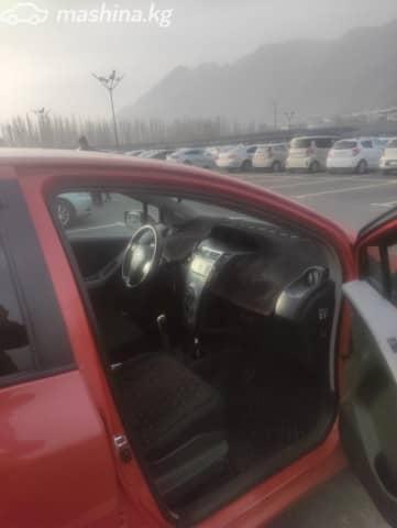 Toyota Yaris II 1.3 MT