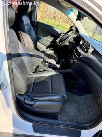 Hyundai Tucson III Рестайлинг 2.0d AT 4WD