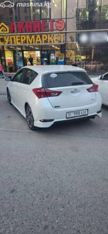 Toyota Corolla XI (E160, E170, E180) Рестайлинг 1 iM 1.8 CVT