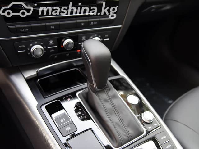 Audi A6 V (C8) Рестайлинг 45 TFSI Long 2.0 AMT 4WD