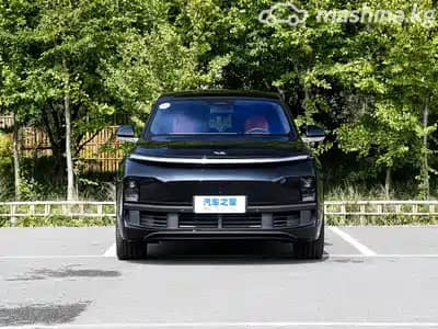 LiXiang L8 Max 1.5hyb AT 4WD