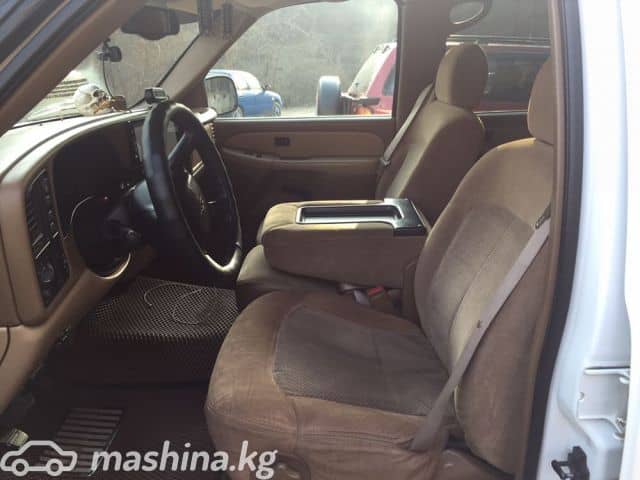 Chevrolet Suburban IX 6.0 AT 4WD
