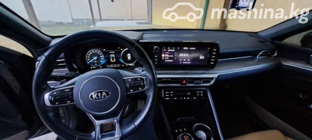 Kia K5 III 2.0 AT