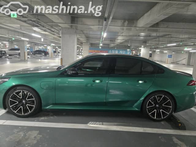 BMW M5 VII (G90) 4.4hyb AT 4WD
