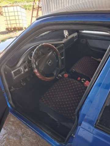 Daewoo Nexia I Рестайлинг 1.5 MT
