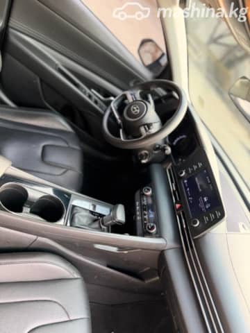 Hyundai Avante VII 1.6hyb AMT