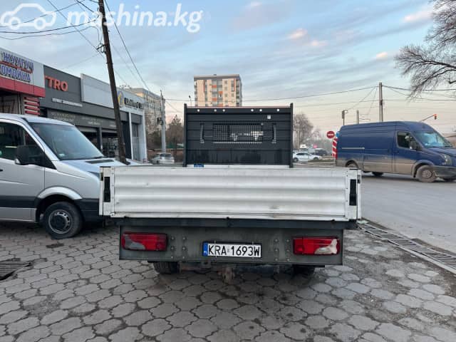 Mercedes-Benz Бортовой (4х2)