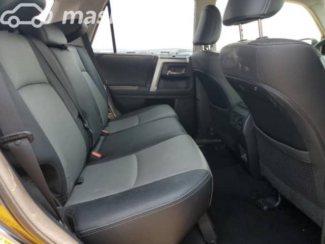 Toyota 4Runner V Рестайлинг 4.0 AT 4WD