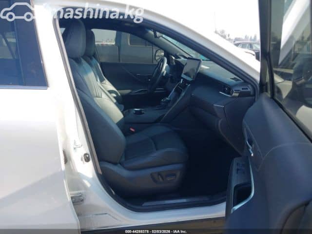Toyota Venza II 2.5hyb CVT 4WD