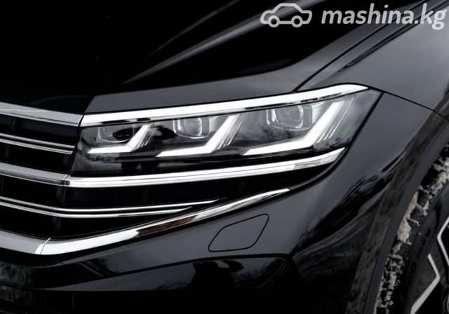 Volkswagen Touareg III Рестайлинг 2.0 AT 4WD
