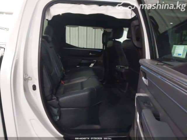 Toyota Tundra III CrewMax 3.5 AT 4WD
