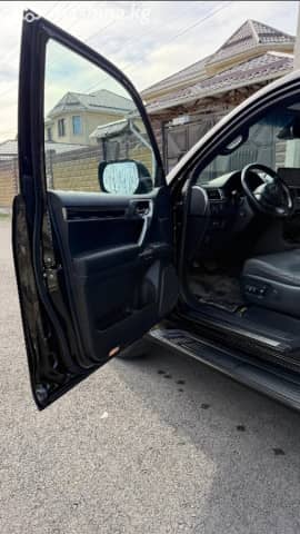 Lexus GX II Рестайлинг 2 460 4.6 AT 4WD