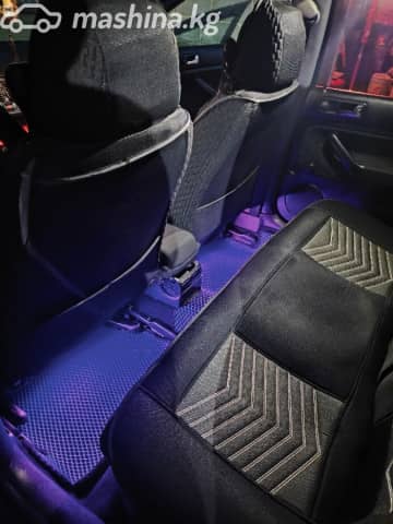 Volkswagen Golf IV 1.6 MT