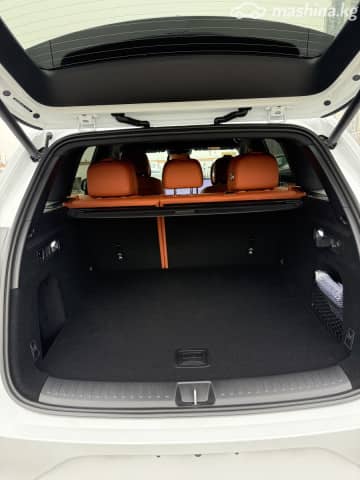 LiXiang L6 1.5hyb AT 4WD