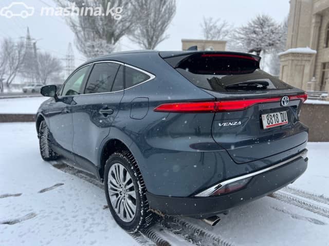 Toyota Venza II 2.5hyb CVT 4WD