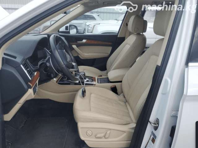 Audi Q5 II (FY) Рестайлинг 45 TFSI 2.0 AMT 4WD