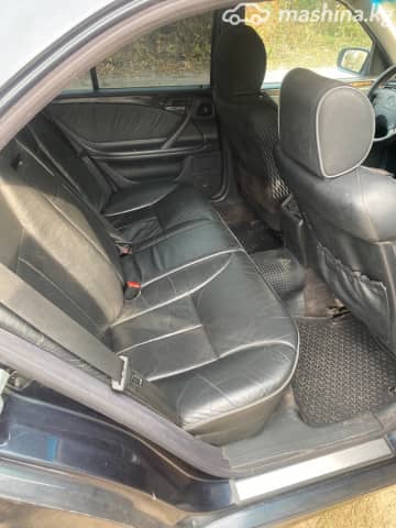 Mercedes-Benz E-Класс II (W210, S210) Рестайлинг 320 3.2d AT
