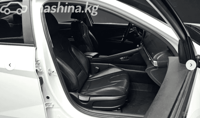 Hyundai Avante VII 1.6hyb AMT