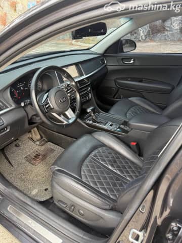 Kia K5 II 2.0 AT