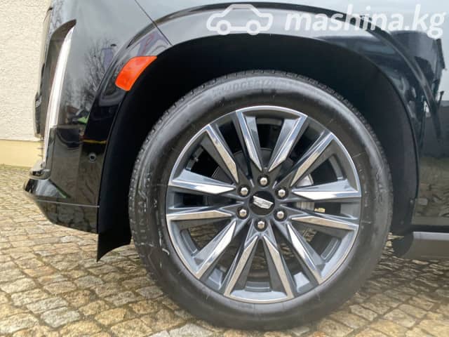 Cadillac Escalade V ESV 6.2 AT 4WD