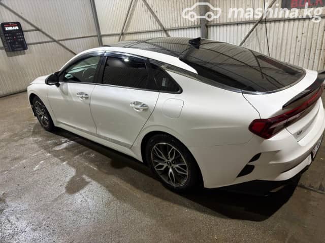Kia K5 III LPi 2.0 AT