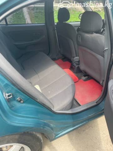 Hyundai Elantra III (XD2) Рестайлинг 1.6 MT