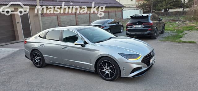 Hyundai Sonata VIII (DN8) 1.6 AT