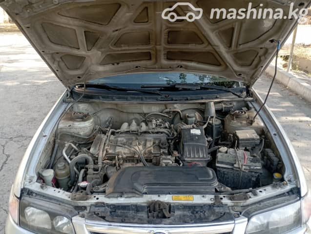 Mazda 626 V (GF) 1.8 MT
