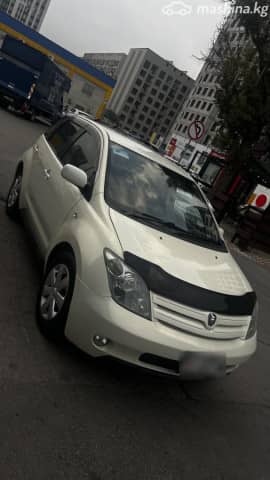 Toyota Ist I 1.5 AT 4WD