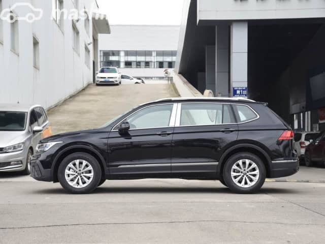 Volkswagen Tiguan III 1.5 AMT