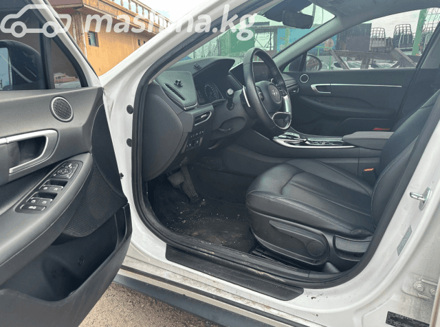 Hyundai Sonata VIII (DN8) 2.0hyb AT