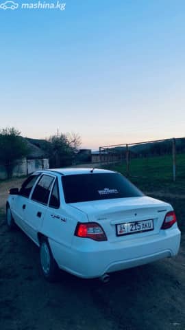 Daewoo Nexia I Рестайлинг 1.5 MT