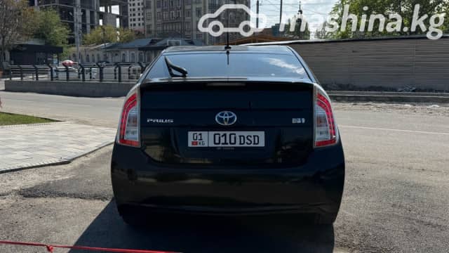Toyota Prius III Рестайлинг (XW30) 1.8hyb AT