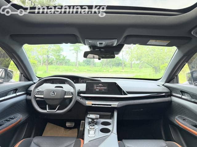 Changan UNI-V 2.0 AT